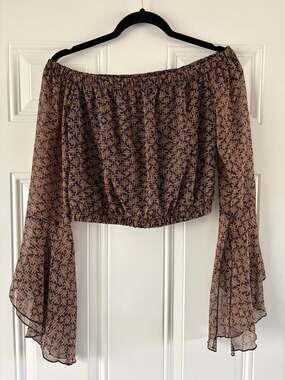 Women's Blue Blush Off Shoulder Boho Crop Top Bell Sleeves Black Beige Small